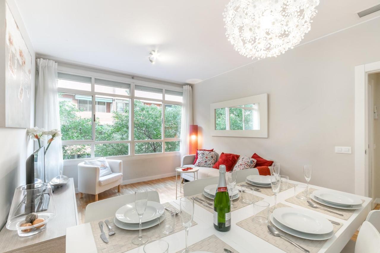 Elegance Barcelona Rentals Esterno foto