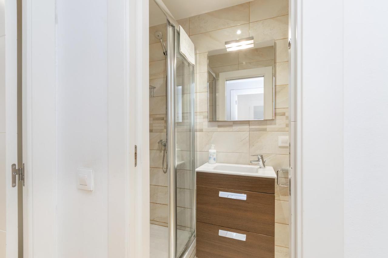 Elegance Barcelona Rentals Esterno foto